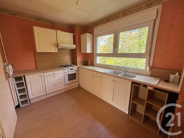 Appartement F5 &agrave; vendre - 5 pi&egrave;ces - 84,71 m2 - St Die Des Vosges - 88 - LORRAINE