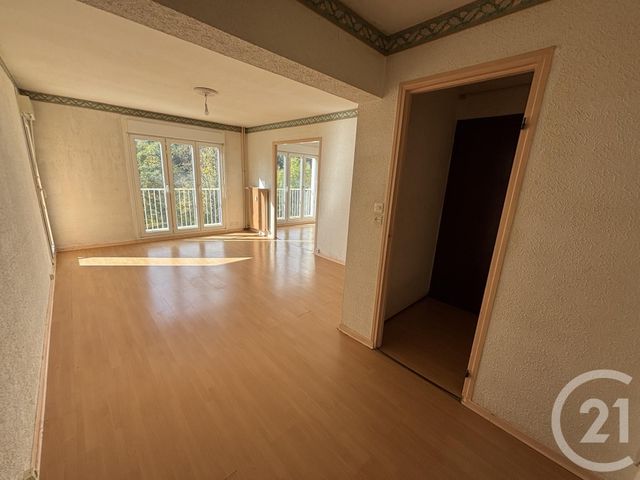 Appartement F5 &agrave; vendre - 5 pi&egrave;ces - 84,71 m2 - St Die Des Vosges - 88 - LORRAINE