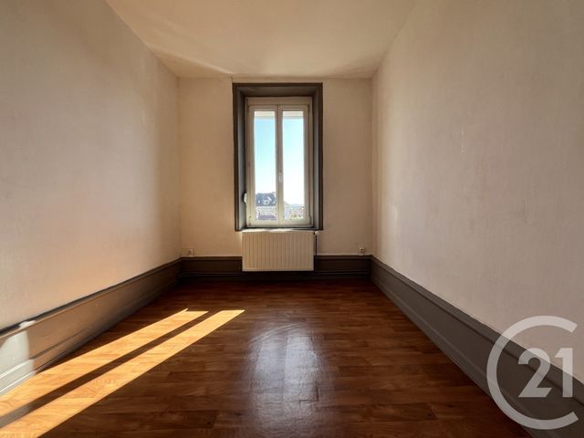 Appartement F3 &agrave; louer - 3 pi&egrave;ces - 76,71 m2 - St Die Des Vosges - 88 - LORRAINE