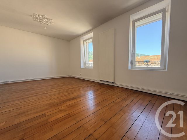 Appartement 3 pièces 77 m² · à Saint-Dié-des-Vosges · 76,7 m² · 535 €/mois