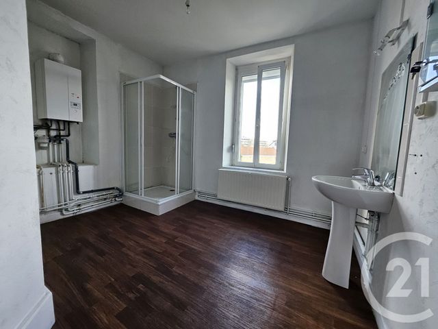 Appartement F2 &agrave; louer - 3 pi&egrave;ces - 76,71 m2 - St Die Des Vosges - 88 - LORRAINE