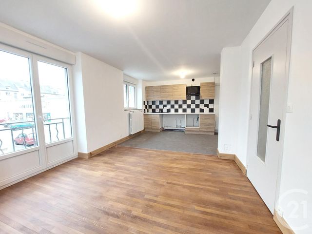 Appartement F4 à louer - 4 pièces - 77,40 m2 - St Die Des Vosges - 88 - LORRAINE