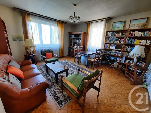 Appartement F4 à vendre - 4 pièces - 97,51 m2 - St Die Des Vosges - 88 - LORRAINE