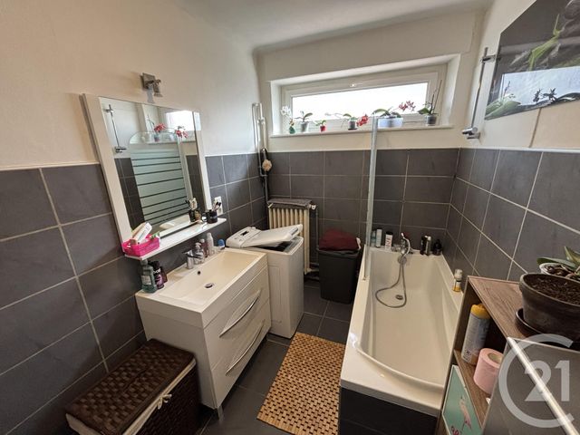 Appartement F3 &agrave; vendre - 3 pi&egrave;ces - 65,95 m2 - St Die Des Vosges - 88 - LORRAINE