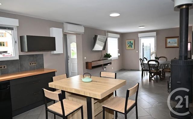 Maison à louer - 5 pièces - 148 m2 - Etival Clairefontaine - 88 - LORRAINE