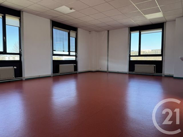 Appartement à louer - 6 pièces - 250 m2 - St Die Des Vosges - 88 - LORRAINE