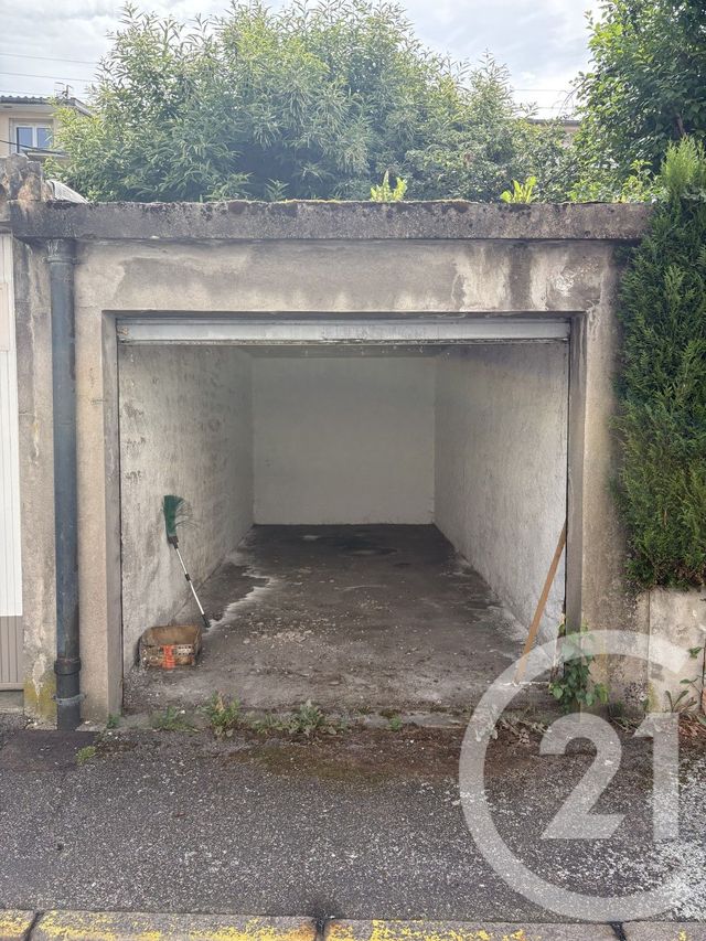 Parking &agrave; vendre - 17 m2 - St Die Des Vosges - 88 - LORRAINE