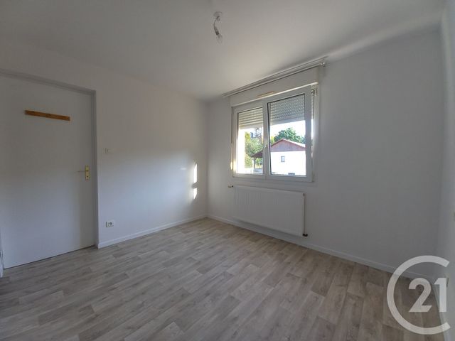 Appartement F2 à louer - 2 pièces - 47 m2 - St Die Des Vosges - 88 - LORRAINE