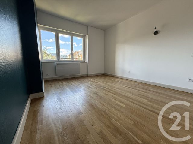 Appartement F3 à louer - 3 pièces - 94 m2 - St Die Des Vosges - 88 - LORRAINE