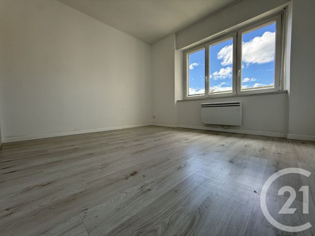 Appartement F3 à louer - 3 pièces - 94 m2 - St Die Des Vosges - 88 - LORRAINE