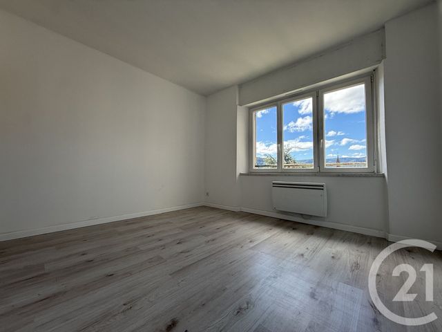 Appartement F3 à louer - 3 pièces - 94 m2 - St Die Des Vosges - 88 - LORRAINE