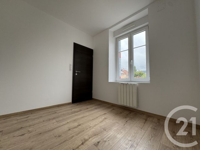 Appartement F5 à louer - 5 pièces - 121 m2 - St Die Des Vosges - 88 - LORRAINE