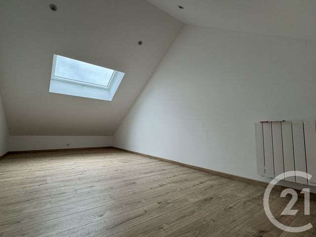 Appartement F5 à louer - 5 pièces - 121 m2 - St Die Des Vosges - 88 - LORRAINE