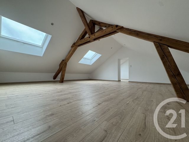 Appartement F5 à louer - 5 pièces - 121 m2 - St Die Des Vosges - 88 - LORRAINE