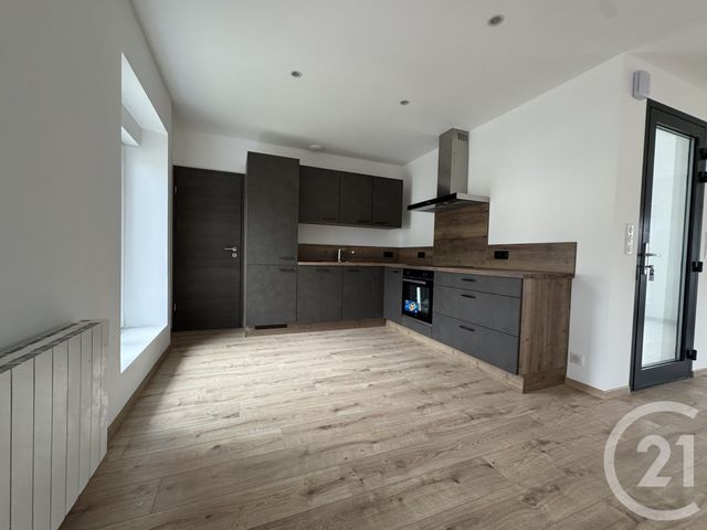 Appartement F5 à louer - 5 pièces - 121 m2 - St Die Des Vosges - 88 - LORRAINE