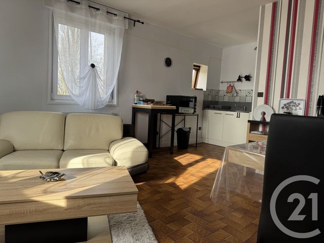 Appartement à louer - 2 pièces - 60 m2 - St Die Des Vosges - 88 - LORRAINE