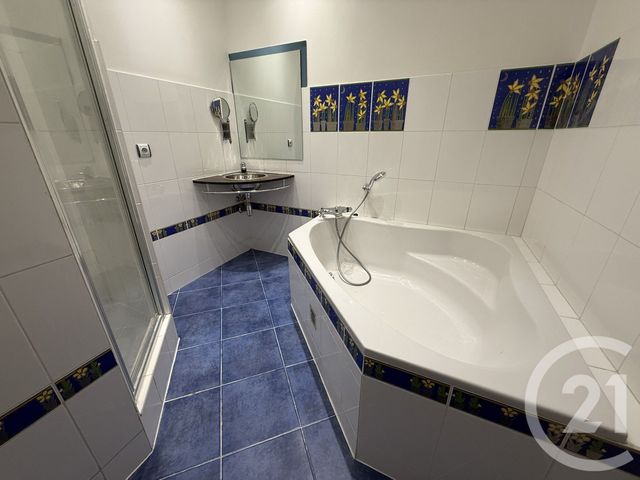 Appartement F8 à vendre - 8 pièces - 362,90 m2 - St Die Des Vosges - 88 - LORRAINE