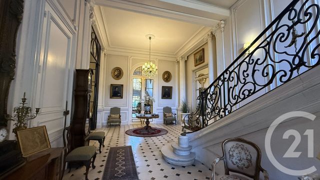 Appartement F8 &agrave; vendre - 8 pi&egrave;ces - 362,90 m2 - St Die Des Vosges - 88 - LORRAINE