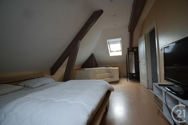 Appartement F4 &agrave; louer - 5 pi&egrave;ces - 73,49 m2 - Saulcy Sur Meurthe - 88 - LORRAINE