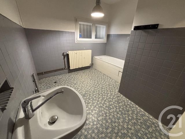Maison &agrave; vendre - 5 pi&egrave;ces - 120 m2 - Etival Clairefontaine - 88 - LORRAINE