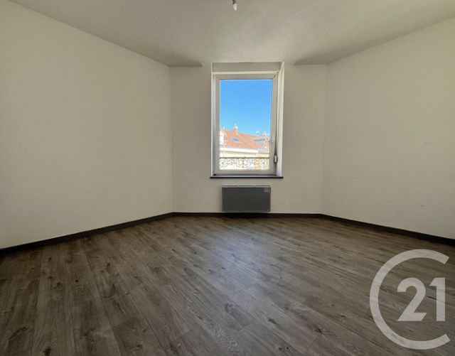 Appartement F3 &agrave; louer - 3 pi&egrave;ces - 62,50 m2 - St Die Des Vosges - 88 - LORRAINE