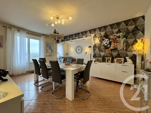 Appartement F4 &agrave; vendre - 3 pi&egrave;ces - 73 m2 - St Die Des Vosges - 88 - LORRAINE