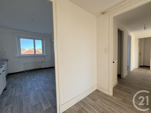 Appartement F3 &agrave; louer - 3 pi&egrave;ces - 72,93 m2 - St Die Des Vosges - 88 - LORRAINE