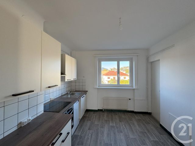 Appartement F3 &agrave; louer - 3 pi&egrave;ces - 72,93 m2 - St Die Des Vosges - 88 - LORRAINE