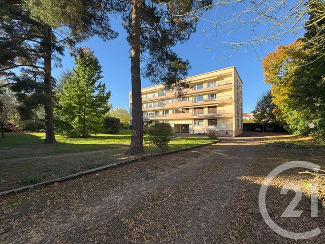 Appartement F3 &agrave; louer - 3 pi&egrave;ces - 72,93 m2 - St Die Des Vosges - 88 - LORRAINE