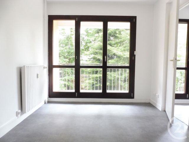 Appartement F2 &agrave; louer - 2 pi&egrave;ces - 51,31 m2 - St Die Des Vosges - 88 - LORRAINE