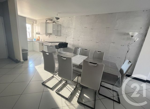 Appartement F3 &agrave; louer - 3 pi&egrave;ces - 74,37 m2 - St Die Des Vosges - 88 - LORRAINE