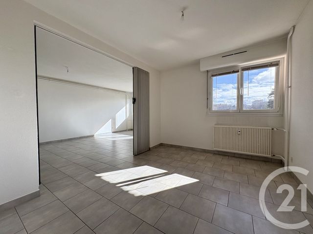 Appartement F2 bis &agrave; vendre - 3 pi&egrave;ces - 76,18 m2 - St Die Des Vosges - 88 - LORRAINE