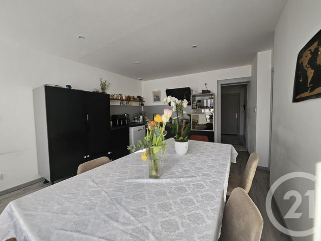 Appartement F4 &agrave; louer - 4 pi&egrave;ces - 92 m2 - Raon L Etape - 88 - LORRAINE