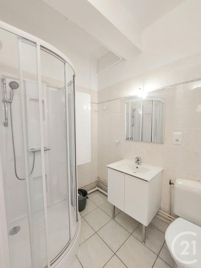 Appartement F2 &agrave; louer - 2 pi&egrave;ces - 49,90 m2 - St Die Des Vosges - 88 - LORRAINE