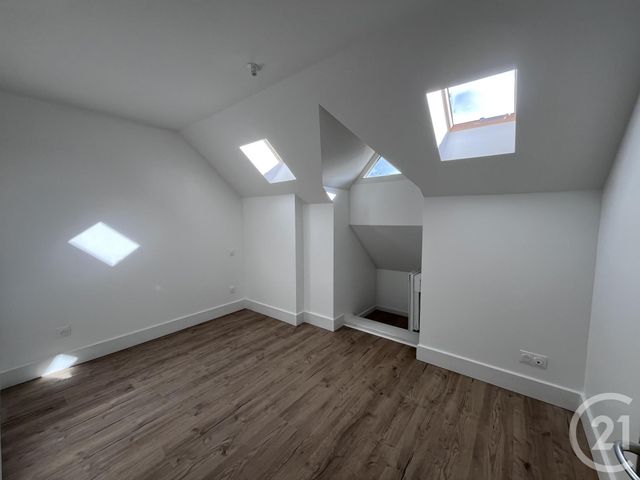 Appartement F3 &agrave; louer - 3 pi&egrave;ces - 59,46 m2 - St Die Des Vosges - 88 - LORRAINE
