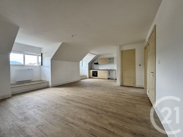 Appartement F3 &agrave; louer - 3 pi&egrave;ces - 59,46 m2 - St Die Des Vosges - 88 - LORRAINE