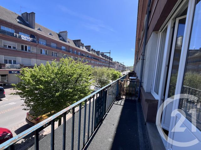 Appartement F3 &agrave; louer - 3 pi&egrave;ces - 92,92 m2 - St Die Des Vosges - 88 - LORRAINE