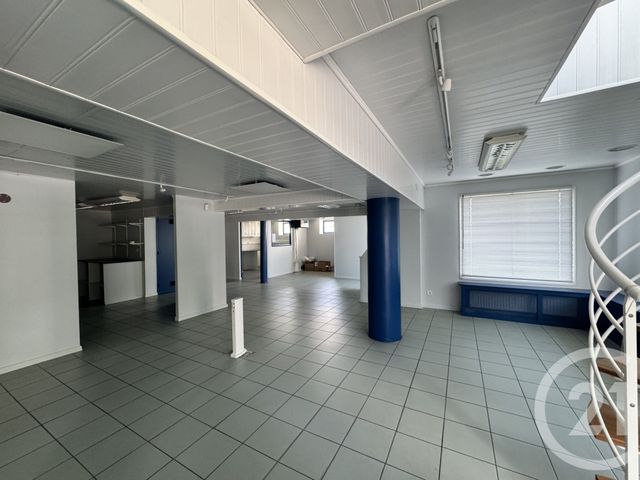 Appartement Local &agrave; louer - 4 pi&egrave;ces - 126 m2 - Ste Marguerite - 88 - LORRAINE