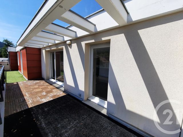 Appartement F4 &agrave; louer - 4 pi&egrave;ces - 94,70 m2 - St Die Des Vosges - 88 - LORRAINE
