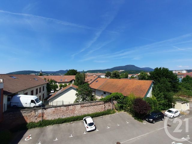 Appartement F4 &agrave; louer - 4 pi&egrave;ces - 94,70 m2 - St Die Des Vosges - 88 - LORRAINE