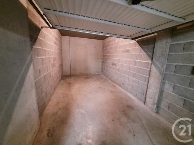 Appartement F4 &agrave; louer - 4 pi&egrave;ces - 94,70 m2 - St Die Des Vosges - 88 - LORRAINE