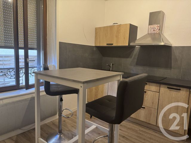 Appartement F2 &agrave; louer - 2 pi&egrave;ces - 43 m2 - St Die Des Vosges - 88 - LORRAINE