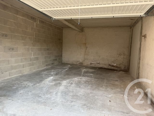 Parking &agrave; louer - 22,77 m2 - St Die Des Vosges - 88 - LORRAINE