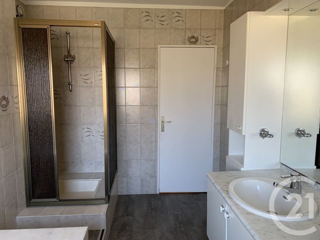 Appartement F6 &agrave; vendre - 6 pi&egrave;ces - 137,31 m2 - St Die Des Vosges - 88 - LORRAINE