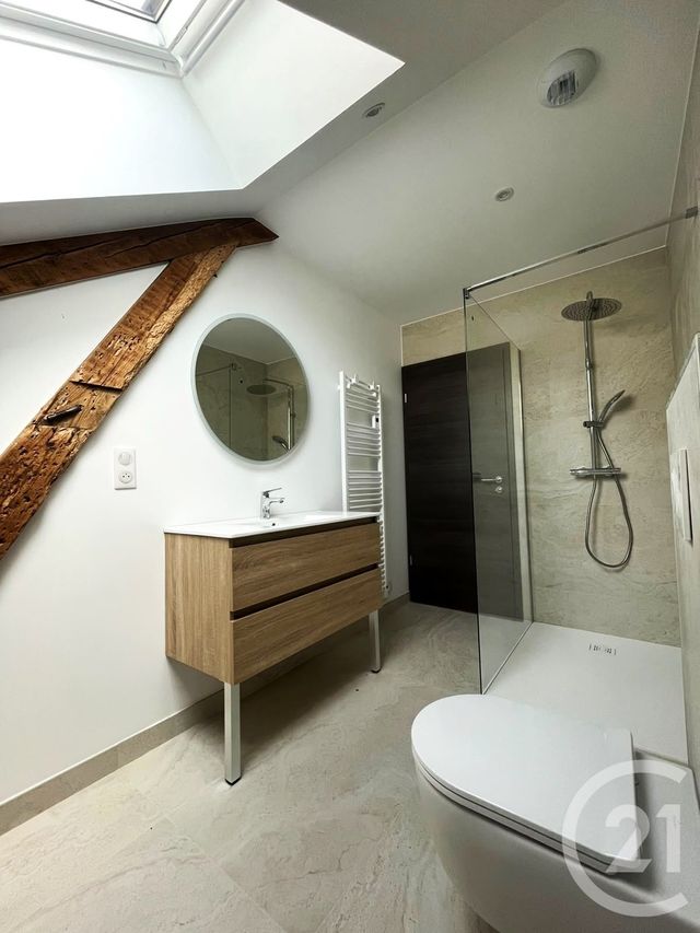 Maison &agrave; louer - 3 pi&egrave;ces - 86,47 m2 - St Die Des Vosges - 88 - LORRAINE