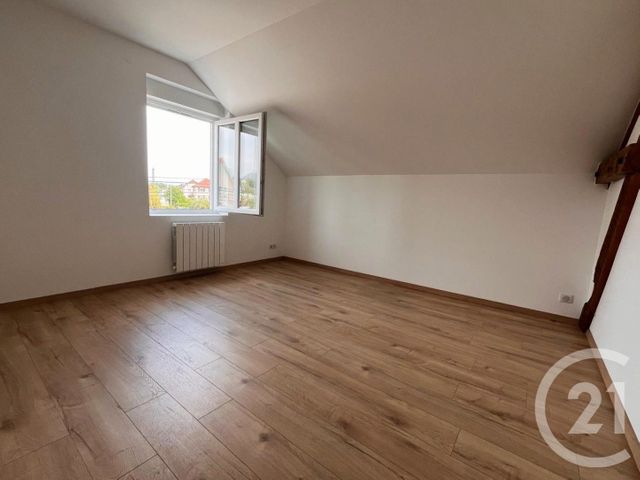 Maison &agrave; louer - 3 pi&egrave;ces - 86,47 m2 - St Die Des Vosges - 88 - LORRAINE
