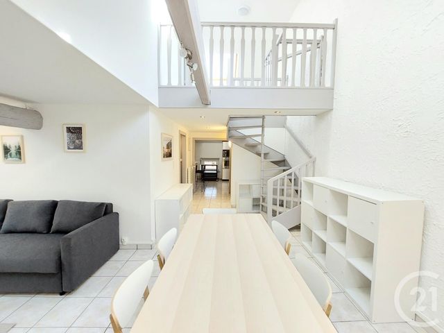 Appartement F3 &agrave; louer - 3 pi&egrave;ces - 78 m2 - St Die Des Vosges - 88 - LORRAINE