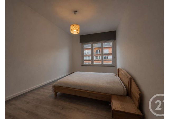Appartement F2 &agrave; louer - 2 pi&egrave;ces - 58,32 m2 - St Die Des Vosges - 88 - LORRAINE
