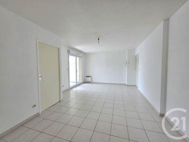 Appartement F3 à vendre - 3 pièces - 61 m2 - Istres - 13 - PROVENCE-ALPES-COTE-D-AZUR