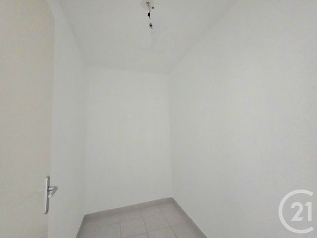 Appartement F3 à vendre - 3 pièces - 61 m2 - Istres - 13 - PROVENCE-ALPES-COTE-D-AZUR